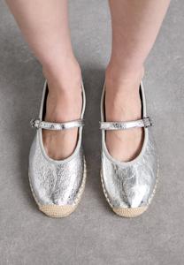 Балетки с ремешком на щиколотке LYNN BALLET MICHAEL Michael Kors, серебряный
