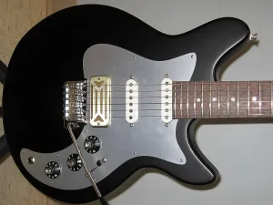 Электрогитара Eastman Fullertone DC'62 с чехлом 2025 - Truetone Satin Moss Black