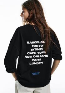 Топ PULL&BEAR CITY GRAPHIC, Black