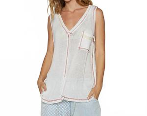 Женский трикотажный топ с передним карманом в цвете айвори POL, кремовый