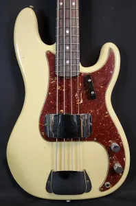 Fender Custom Shop 1966 Precision Bass Journeyman Relic, гриф из клена с фигурным рисунком AAA Birdseye, цвет Выцветший Песок, с жестким чехлом