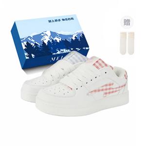 Fawn Miri Женские устойчивые к истиранию скейтерские кроссовки с низким верхом - набор с непарными кроссовками и носками, цвет Mismatched-Box-Includes Socks