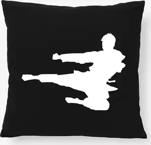 Подушка Huuraa, силуэт карате, подарочная, 40x40 см, с наполнителем из черного хлопка, декор для карате Hellweg Druckerei