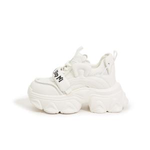 Нескользящие и износостойкие легкие низкие кроссовки на массивной подошве для женщин Milan love song, White