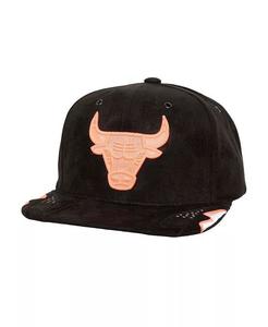 Мужская черная бейсболка Chicago Bulls Day 6 Mitchell & Ness