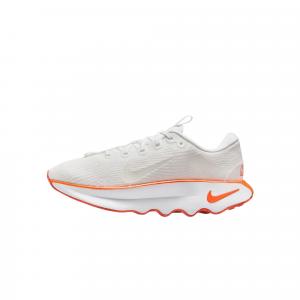 Nike Кроссовки Motiva White Summit White Turf Orange Women's