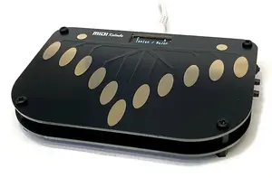 MIDIKalimba - чувствительный к прикосновениям MIDI-контроллер, похожий на калимбу, с лупером Novation