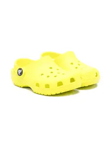 Сандалии Classic с перфорацией Crocs Kids, желтый