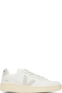 Белые кожаные кроссовки V-90 VEJA