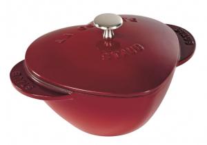 Чугунная кокотница Staub Heart, 1,75 л, 20 см, вишнево-красный