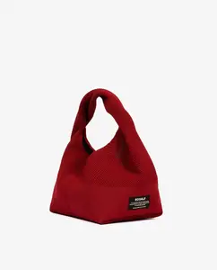 Сумка через плечо с застежкой-кнопкой Ecoalf, красный
