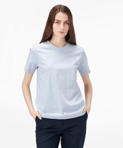 Футболка с круглым вырезом и флагом