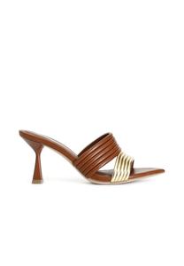 Босоножки на высоком каблуке CAFèNOIR, коричневый