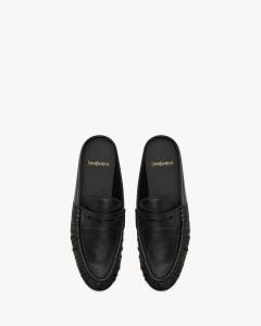Мюли LE LOAFER из блестящей жатой кожи Saint Laurent, черный