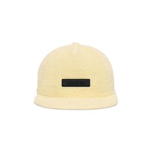 Бейсболка Fear of God Essentials Polar Fleece Baseball Cap, цвет Garden Yellow