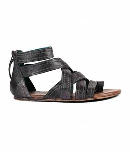 Women Royalty Sandal In Black Roan