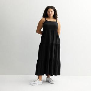 Платье макси Plus size с ярусами So, Black Luxe