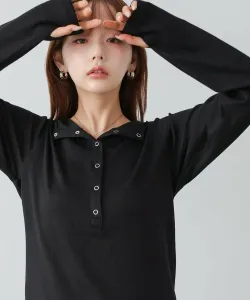 Толстовка в рубчик с капюшоном и отверстиями для больших пальцев.