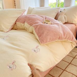 Yalu Комплект постельного белья 1,5 м: простыня на резинке, пододеяльник 200x230 см