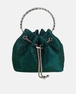 Сетчатая и атласная сумочка с металлической ручкой Volum, зеленый