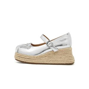 ST&SAT Серебряные платформенные туфли Мэри Джейн для женщин, цвет Silver