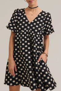 Черное мини-платье с вышивкой и пышными рукавами In February