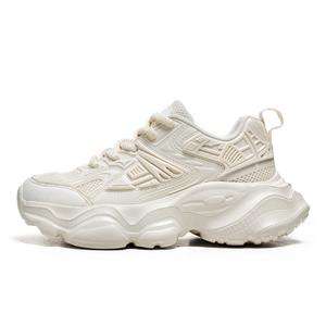 Wooden Rabbit Амортизирующие противоскользящие износостойкие дышащие утолщенные низкие кроссовки для мужчин с эффектом увеличения роста - бежевый, цвет Beige