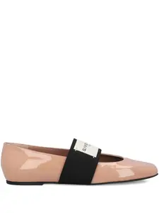 Балетки с ремешком из лакированной кожи Givenchy, нейтральный