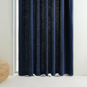Штора изготовлена ​​из многофункциональной системы Sidney El Corte Inglés, морской