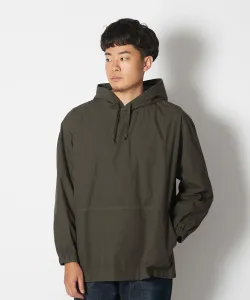 Парка из переработанного хлопка, окрашенного натуральными красителями.