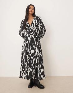 Платье-халат мидакси JDY с абстрактным принтом