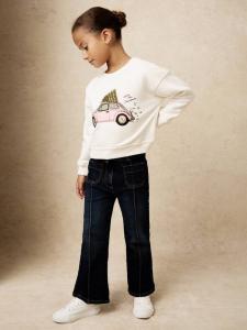 Детская толстовка с вышивкой "Рождественский автомобиль" Eliza Reiss, Ivory