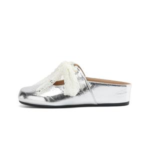 DAPHNE Серебряные женские тапочки закрытые бесшумные из кожи пэчворк, цвет Silver