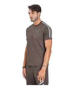 Коричневая футболка с короткими рукавами и контрастными полосами. Emporio Armani Ea7, коричневый