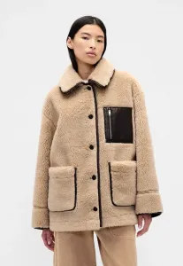 Куртка gap sandy liang двусторонняя из веганской кожи с шерпой, куртка из искусственной кожи Gap, Dark Brown