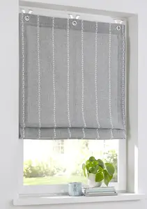 Римская штора Raya с люверсами, матово-серая, слегка затемняющая, в полоску, неярко-белая, полиэстер, не требует особого ухода, 45 х 130 см Kutti