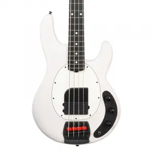 Ernie Ball Эрни Балл Тим Коммерфорд Стингрей Пассивный Файт Найт Белый с монософтовым чехлом