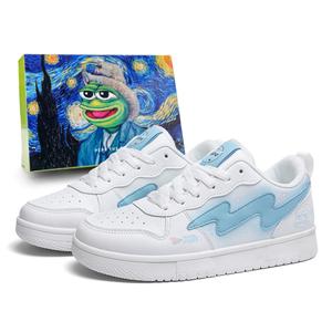 Pepe The Frog Мужские скейтерские кеды лоу-топ бело-голубые (маломерят, рекомендуем взять на размер больше), цвет White Blue (Runs Small, Consider 1 Size Up)