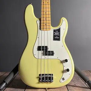 Бас-гитара Fender Player II Precision, клен - Hialeah Yellow