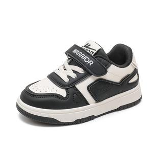 Warrior Slip Resistant, Abrasion Resistant, Lightweight Low Top Детские скейтбординговые туфли Kids', Черный/Бежевый