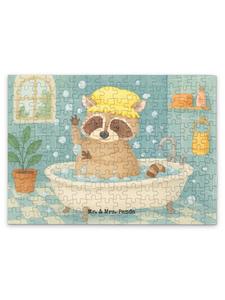 Mr. & Mrs. Panda Дизайн енота-головоломки без надписи белым цветом