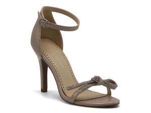 Туфли Adrienne Vittadini Gertie Sandal, коричневый