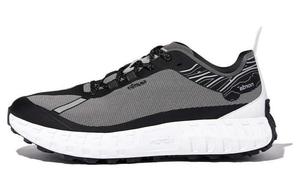 001 Кроссовки женские с низким верхом, черные Norda