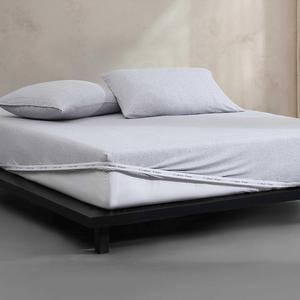 Calvin Klein Комплект постельного белья, 152x203 см, серо-голубой, из мягкого хлопкового трикотажа меланжевого плетения, включает пододеяльник, простыню на резинке и наволочки