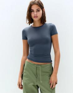 Футболка Pull&Bear из полиамида с короткими рукавами, темно-синего цвета