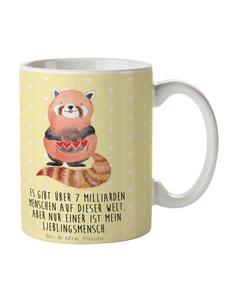 Кофейная кружка с изображением красной панды и надписью пастельно-желтого цвета Mr. & Mrs. Panda