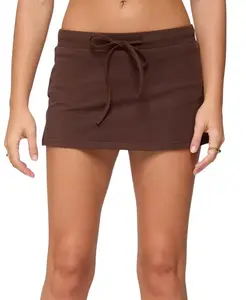 Шорты-Микрошорты Bayside с разрезом Edikted, коричневый