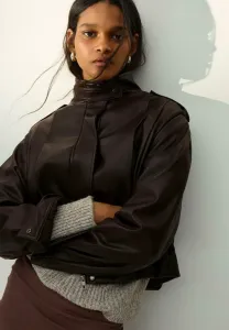 Куртка из искусственной кожи с плиссировкой Bershka, Brown