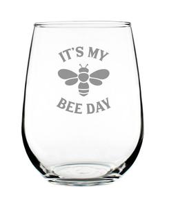 Подарочный бокал для вина без ножки Bee Day Happy Birthday, 483 мл (17 унций) Bevvee, прозрачный