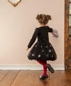 Платье-баллон с цветами и лентами (с длинными рукавами) (80-100 см) Panpantutu, цвет Noir Garden